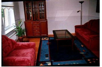 Estonia Privát Pärnu, Exterior